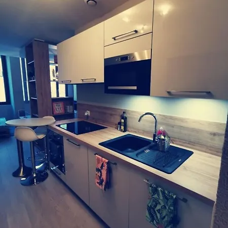 Апартаменты Super Ideally Located In The Old Town Анси