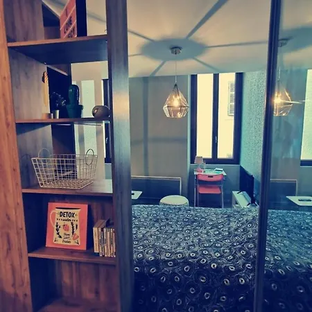 Super Ideally Located In The Old Town Апартаменты Анси